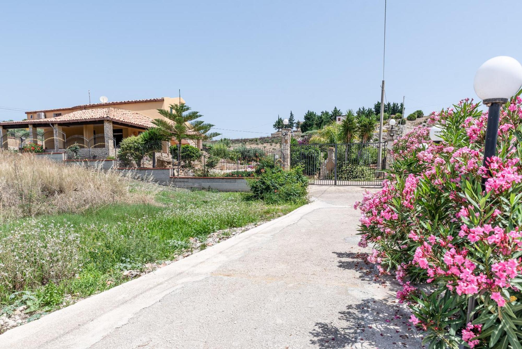 Villa Tre 'S' Montallegro Exteriör bild